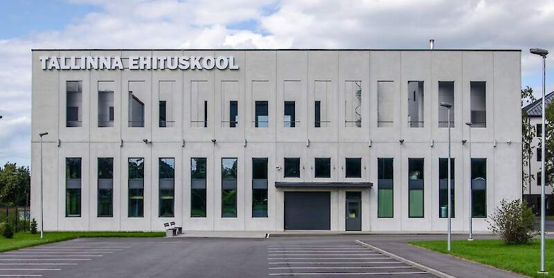 Õppetöö toimub kutseala riiklikele kutsestandarditele vastavate õppekavade alusel kolmes õppekavarühmas