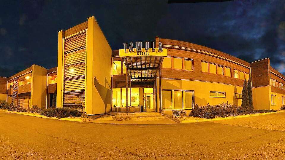 Отель "Тамула
